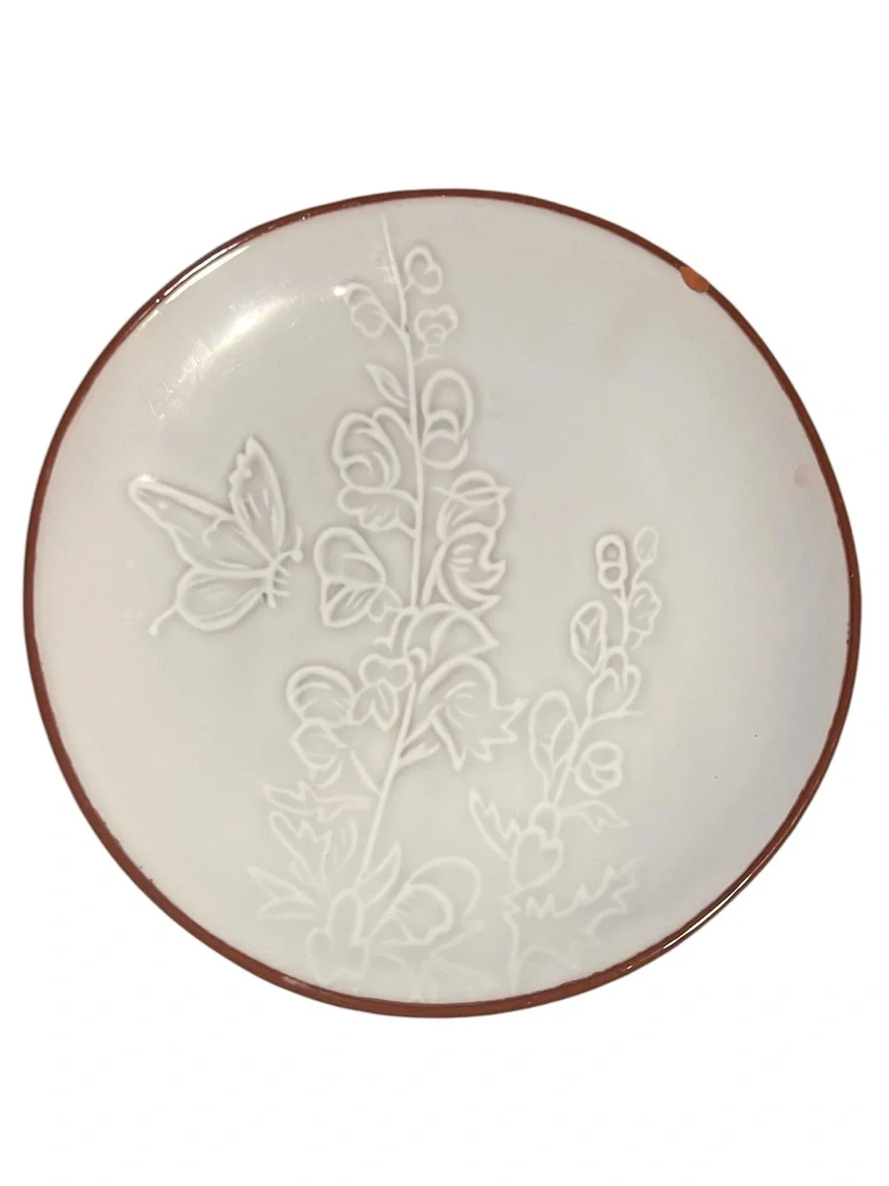 Pier 1 Terracotta Set of 4 White Embossed Floral 6” Salad/Dessert Plates